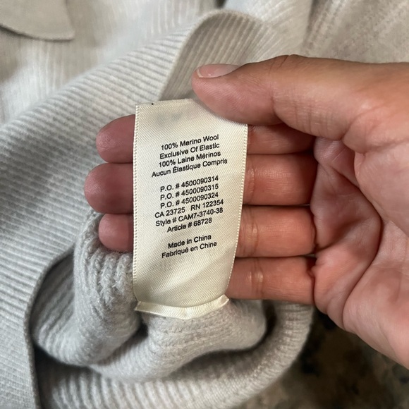 Aritzia Wilfred Jeanine cropped polo wool sweater XS - Picture 4 of 5